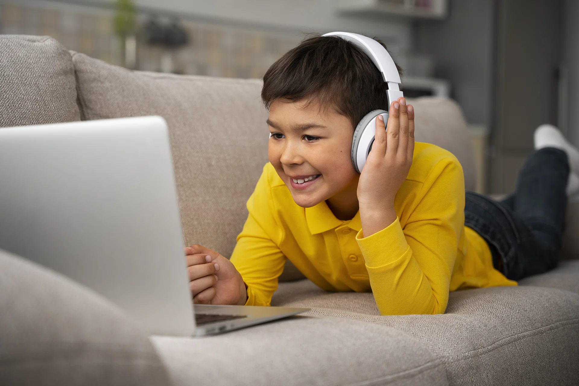 Conéctate con nosotros cablepar